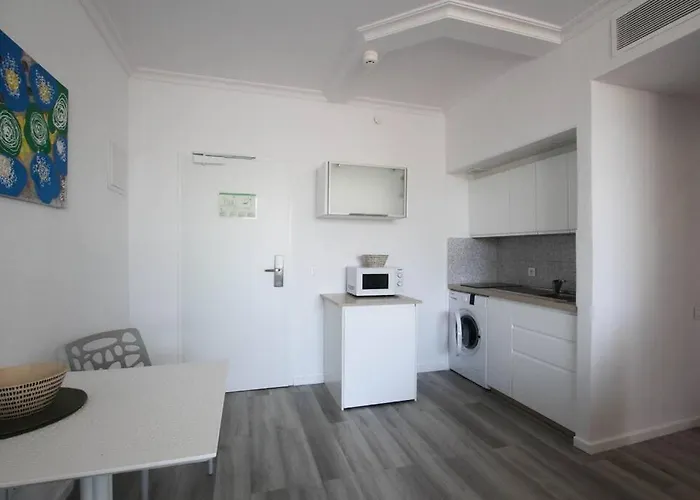 Labranda Fanabe Адехе